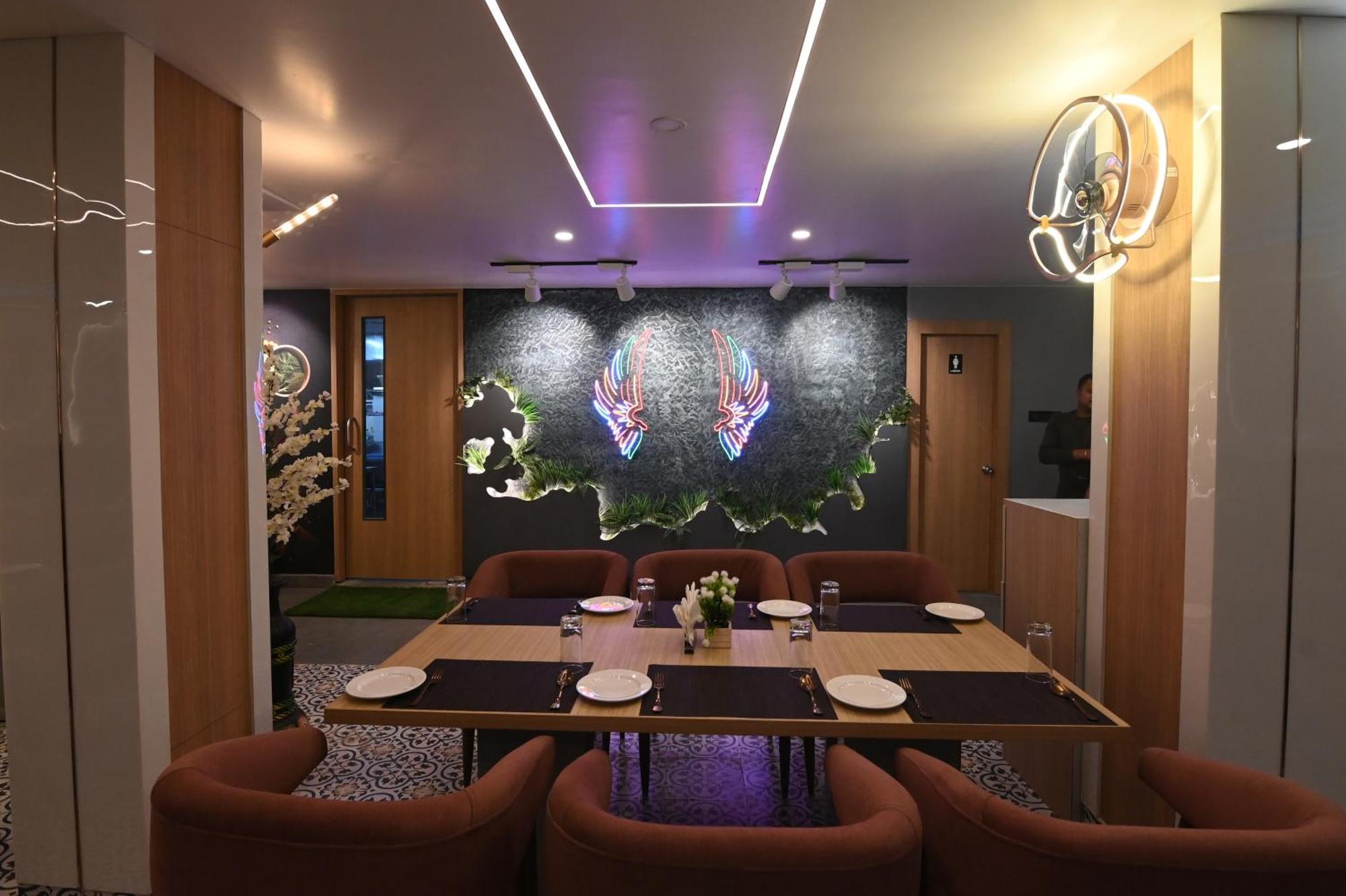 Kp Hotels Begusarai Buitenkant foto
