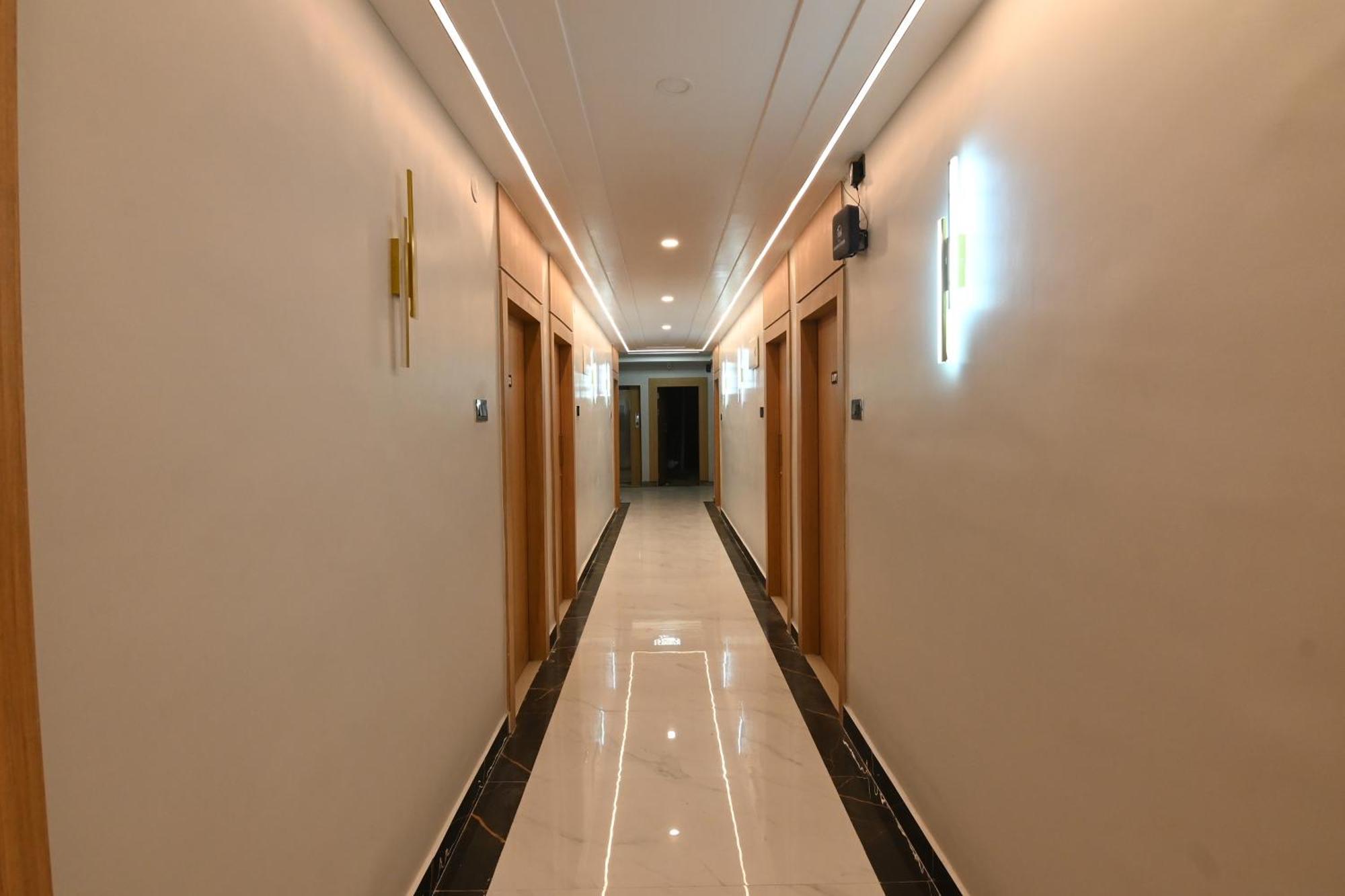 Kp Hotels Begusarai Buitenkant foto
